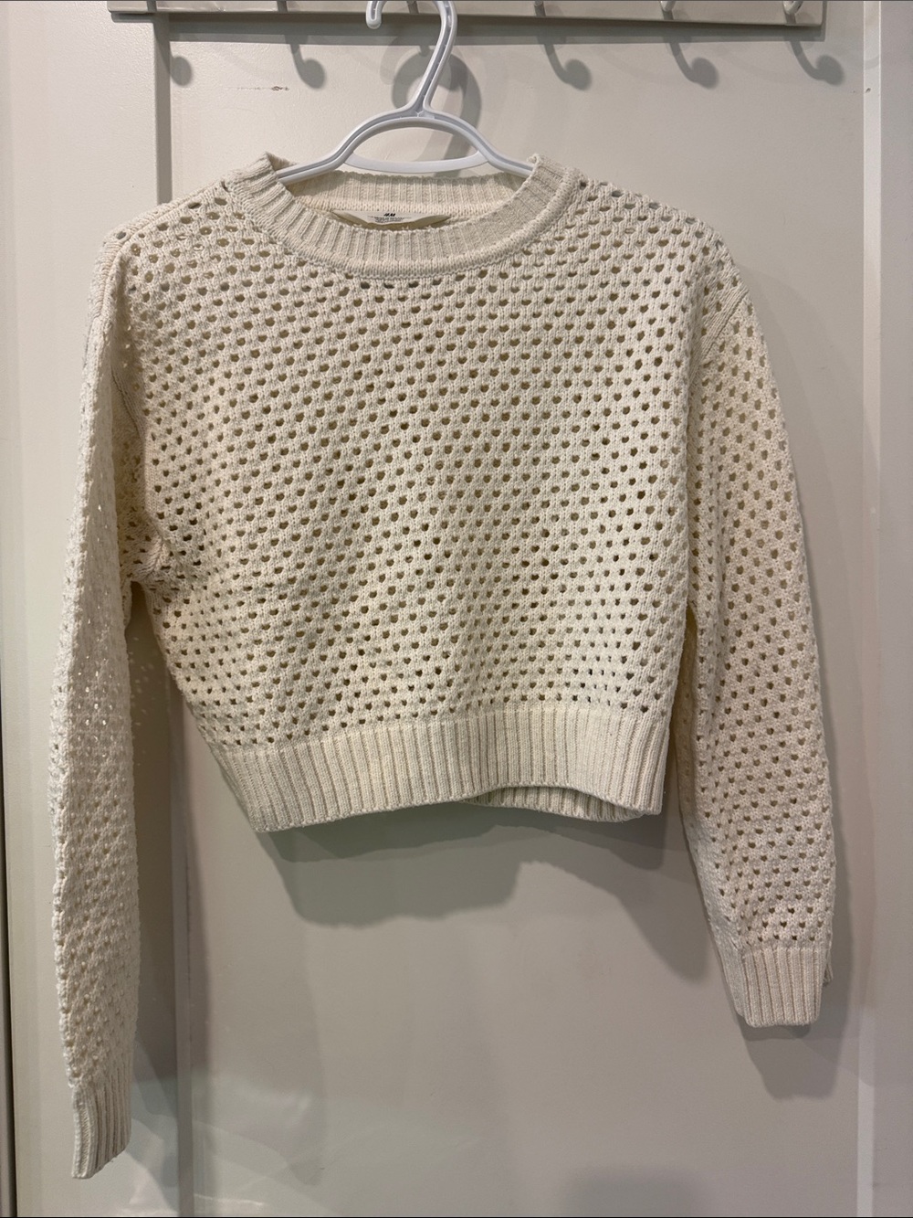 H&M Cream Open-Knit Cropped Crew Sweater